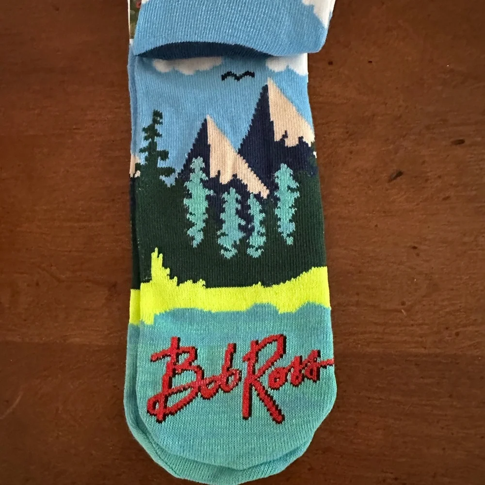 2 pairs Women or Men Bob Ross Happy Little Clouds Low Cut Socks